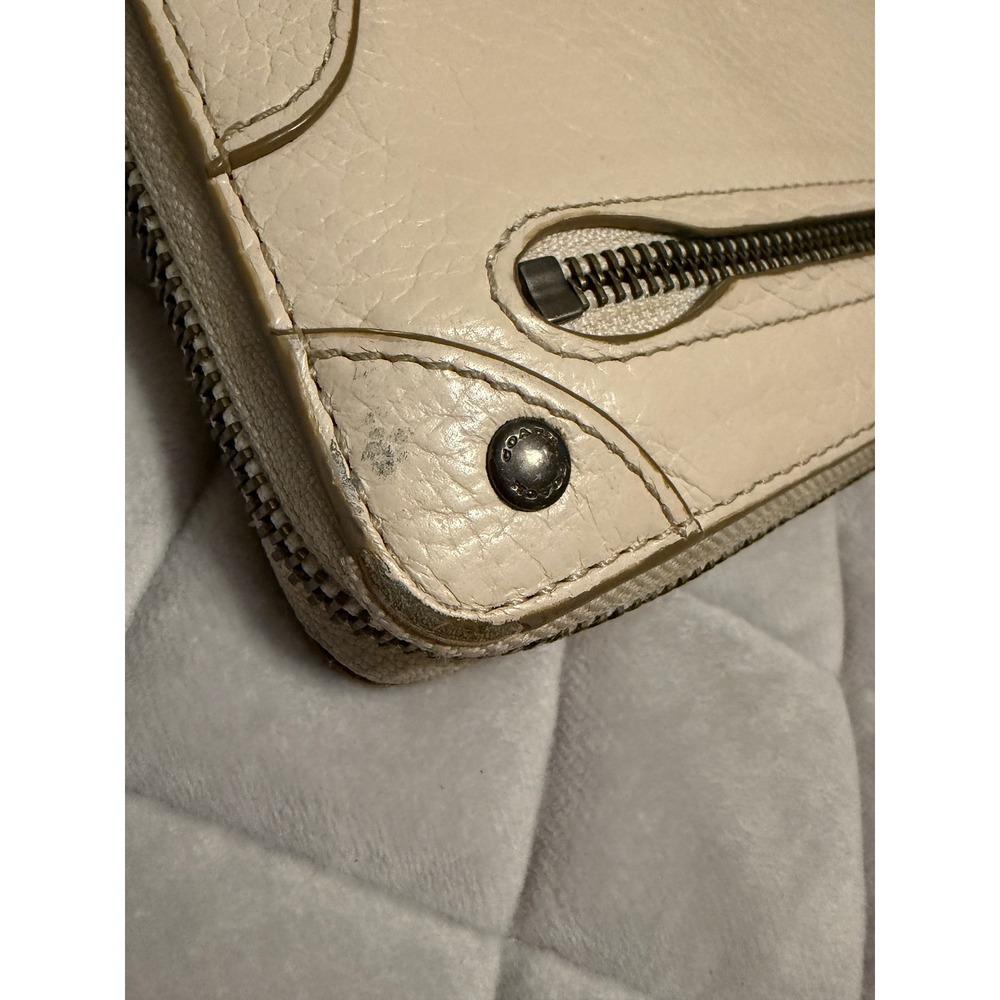 Coach Cream Pebbled Leather Trunk Style Zip Around Wallet - Picture 14 of 15